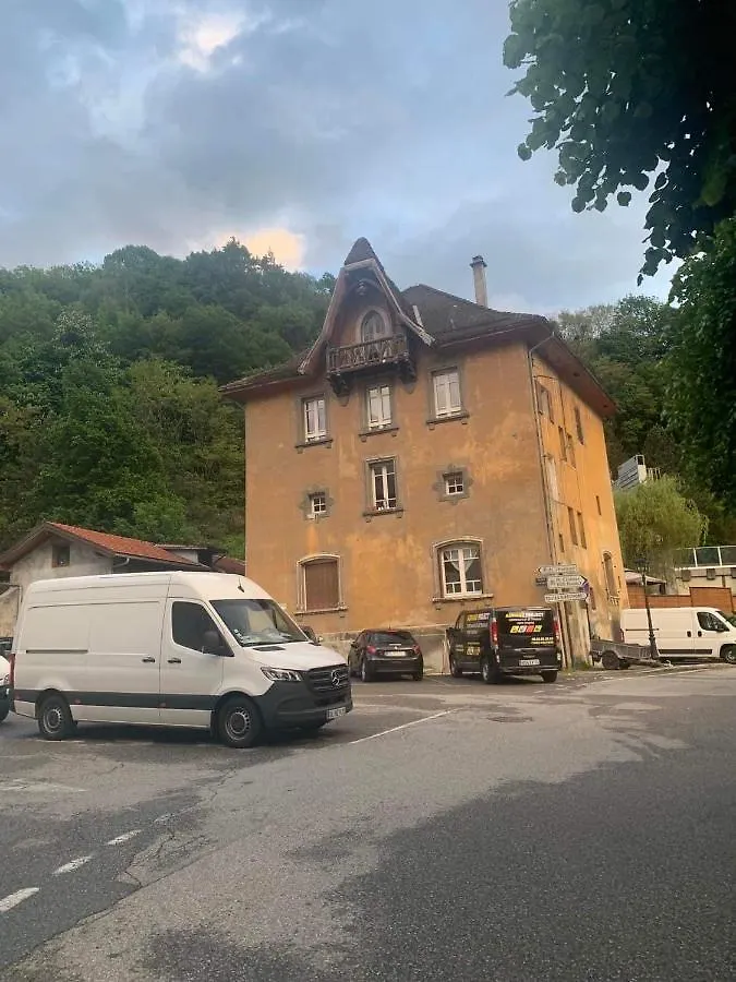 La Montagnette L Oursson Chambre Maison En Travaux De 10H A 17H 穆捷 公寓
