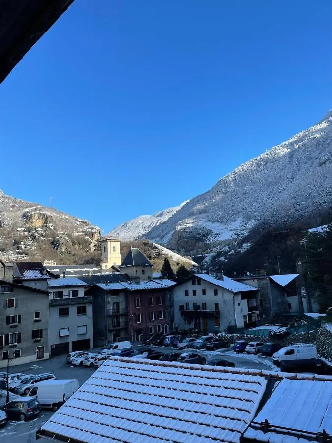 公寓 La Montagnette L Oursson Chambre Maison En Travaux De 10H A 17H 穆捷